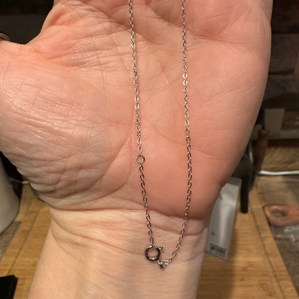 1.1 ctw blue/green moissanite cross necklace - Picture 4 of 6